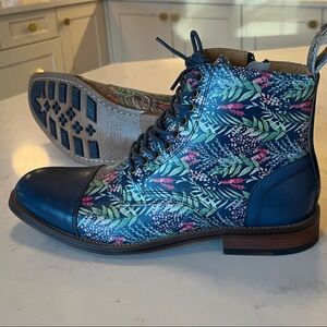 THATCHER FINCH Floral Patterned Women's Boots Size 9 (men’s 7)